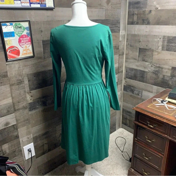 Green dress size large no brand cute waist detailing and open wrap front - Picture 3 of 7